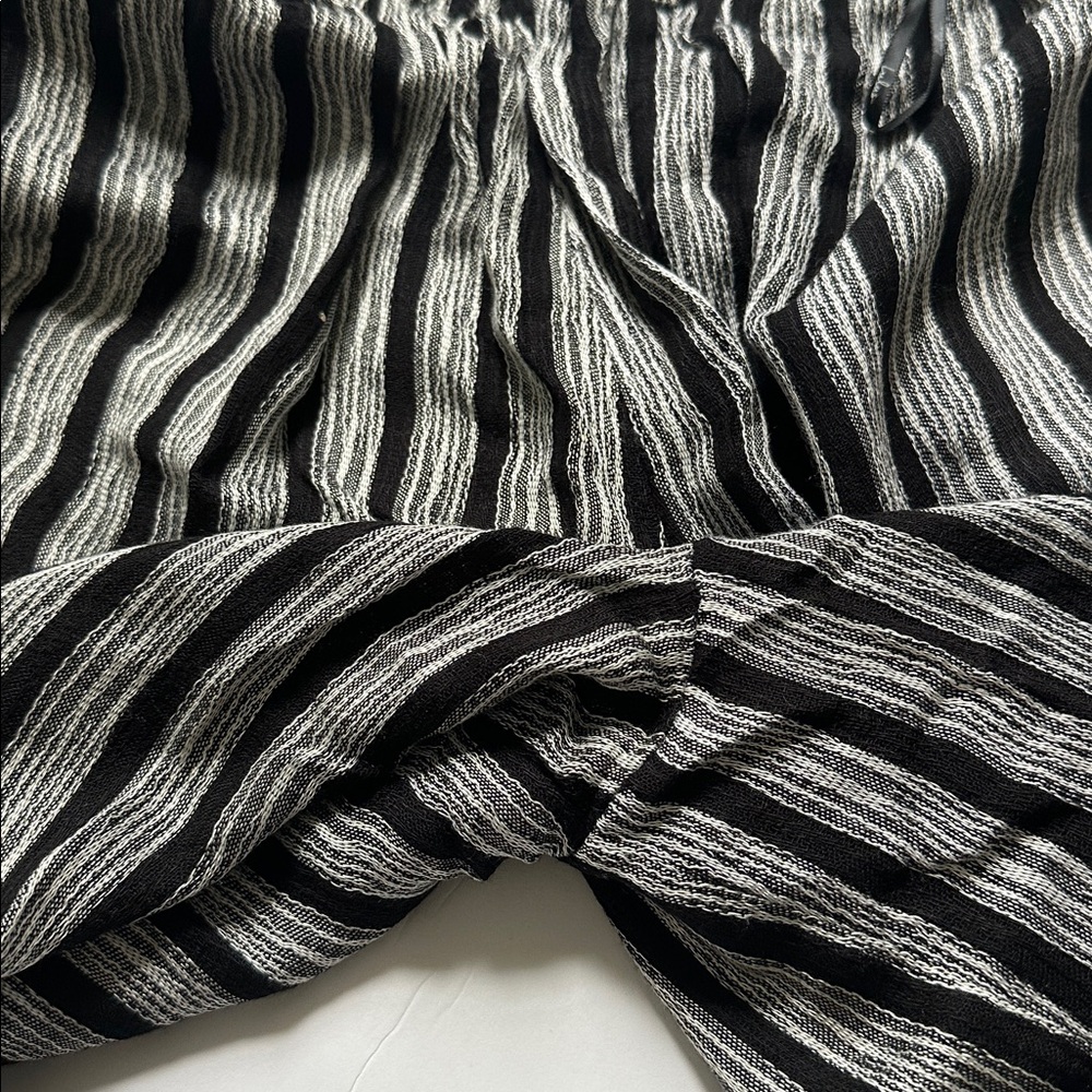 Lulus Striped Two-Piece Set - Picture 9 of 12